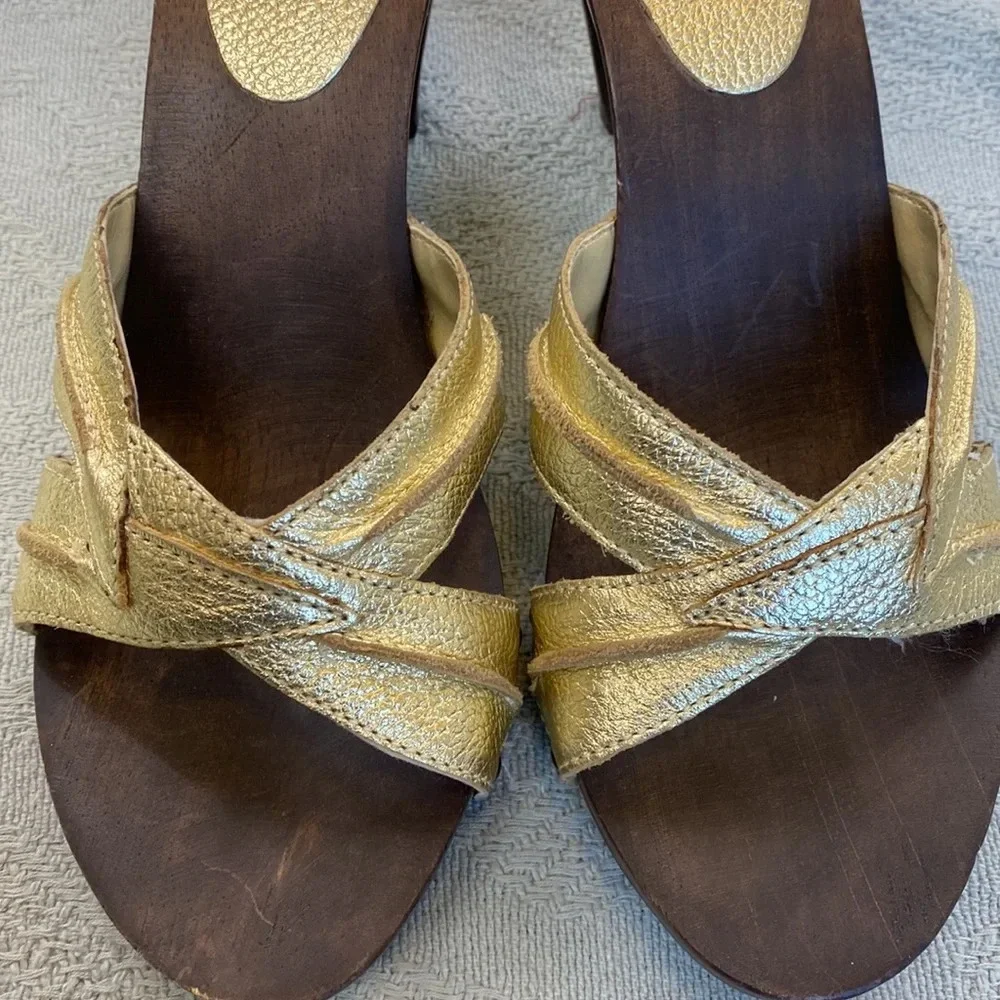 Vintage Bronx Wooden Heels - Picture 5 of 12